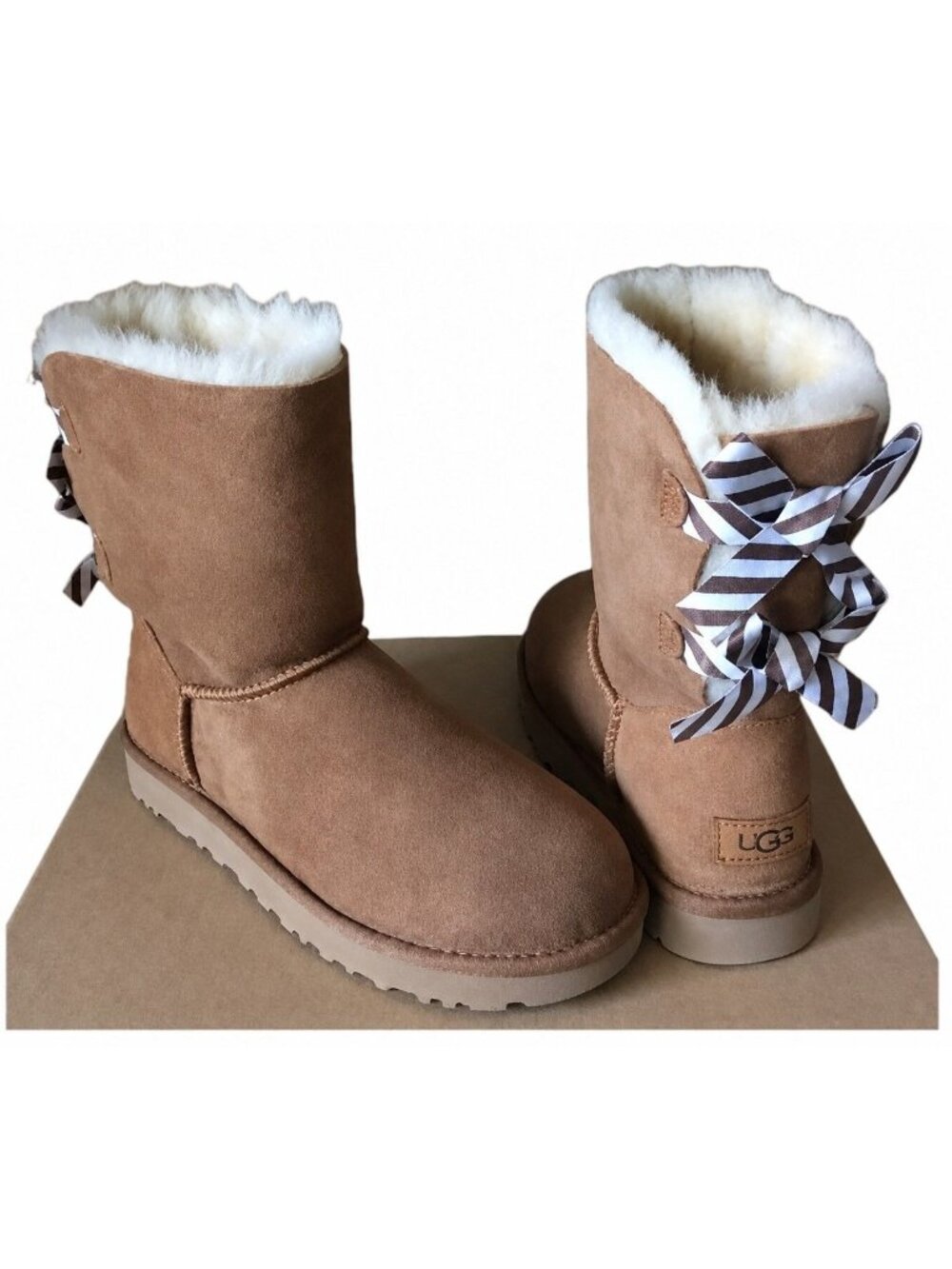 UGG Bailey Bow Diagonal Stripes Chestnut Suede Fur Boots 1115170 Women's 9 NWT